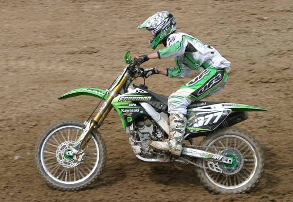 `Priceless` 1997 Yamaha stolen from display.