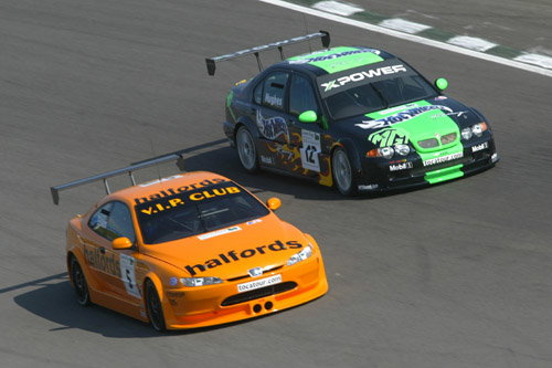 Team Atomic Kitten ready to race.