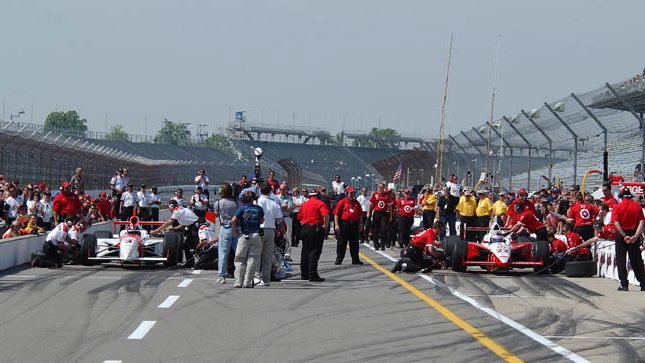 Penske wins Coors Indy 500 pit stop challenge.