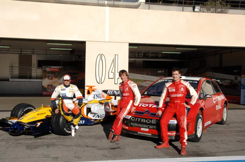 Ford 'proud` after receiving manufacturers` trophy