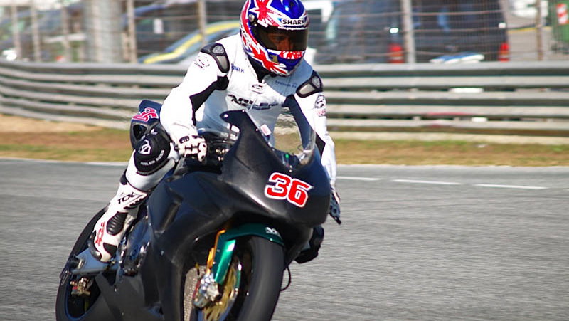 Lavilla back on track.
