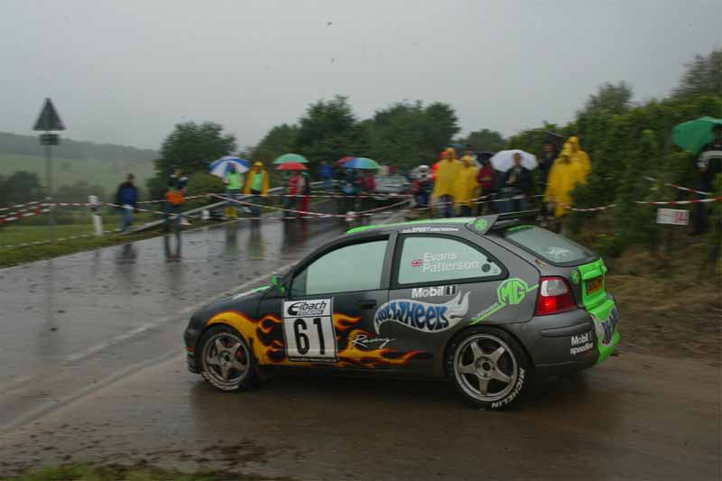 Rendezvous of three leading ladies.