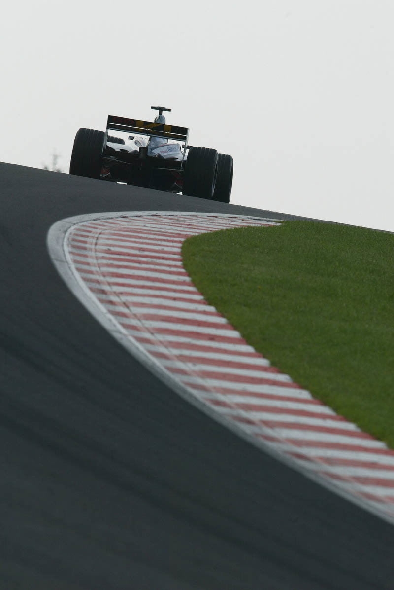 Minardi safe for 2003, but Yoong loses seat.
