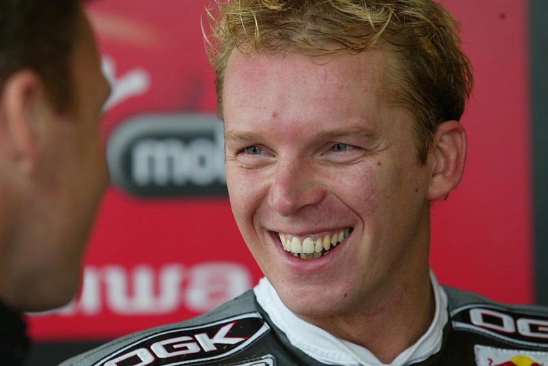 Reynolds on form as Sykes shakes up the applecart.