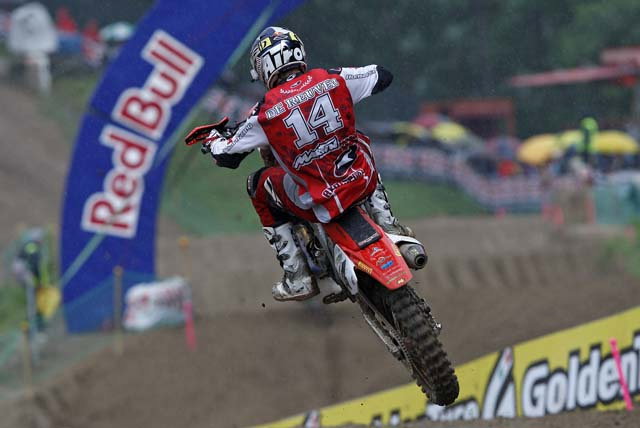 Osborne stays at Utag.