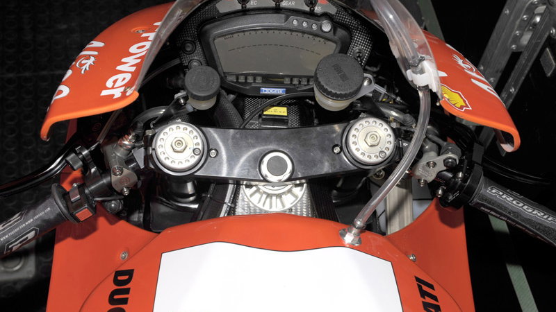 Stoner`s mind on GP9.