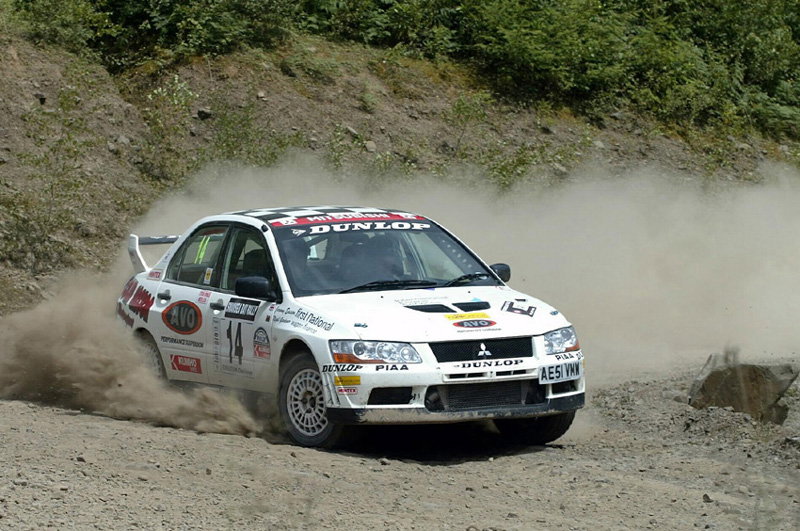 Saxo vs Saxo in JWRC.