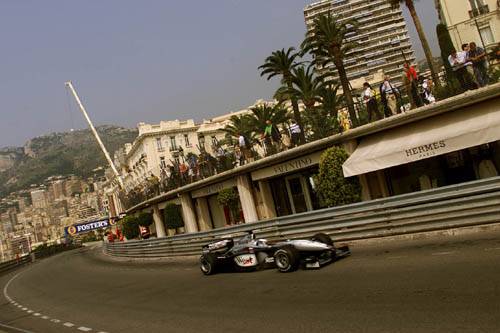 FIA ban extra 'front wings'.