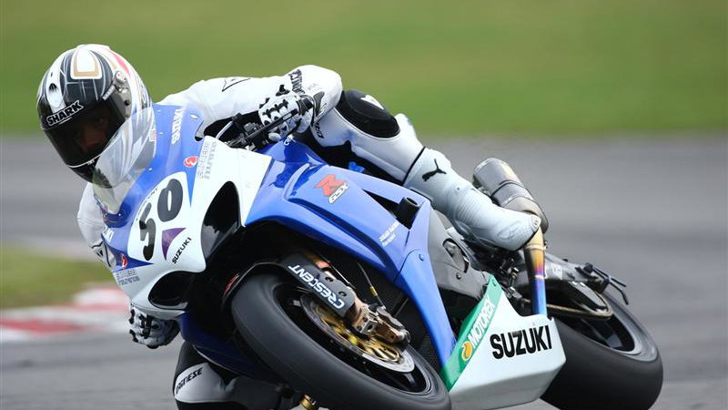 Guintoli makes Crescent Suzuki debut.