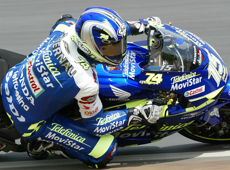 Rain interrupts French Grand Prix.