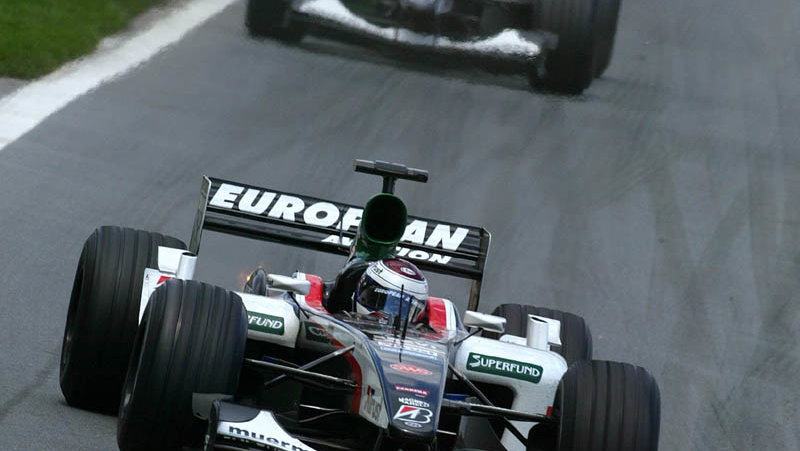 Minardi net sponsorship deal with Wilux Benelux.