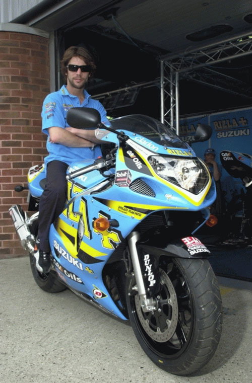 Thomas and Vitrans win at Brands.