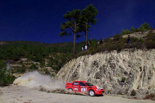 Jolly Club happy to toil for Acropolis success.