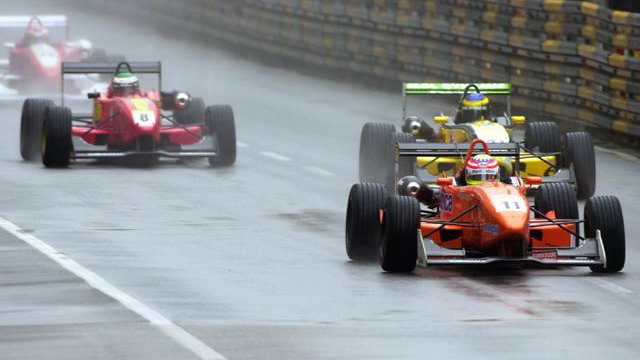 Manor confirms Hayes to complete line-up.