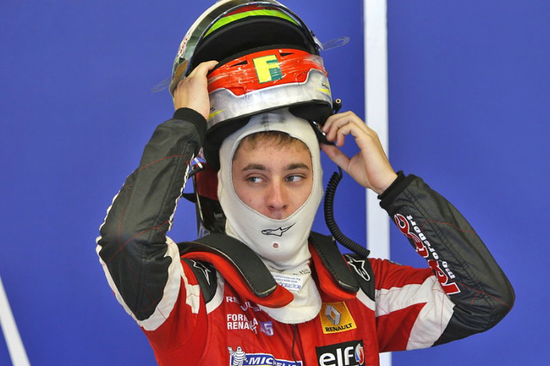 Cecotto sent to back after clash with angry Bird