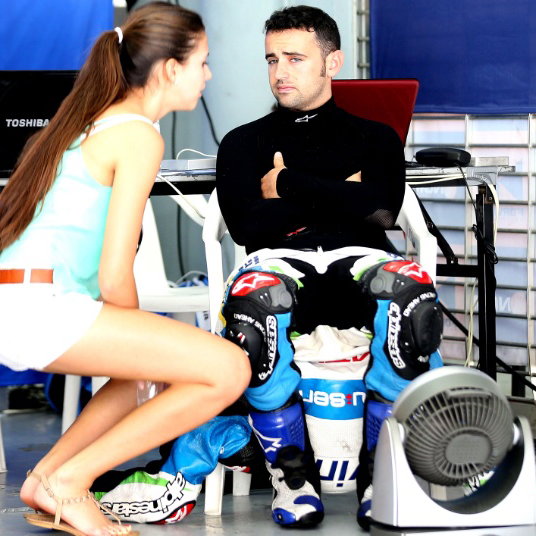 PICS: Barbera falls in first Indy practice