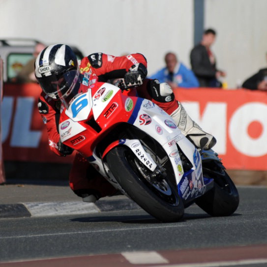 NW200: Lee Johnston on pole in Supertwin class