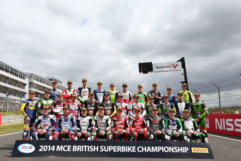 Snetterton 300: RAF flypast to honour Andrews and Harris