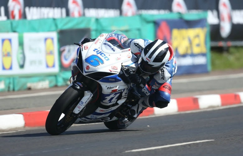 NW200: Lee Johnston on pole in Supertwin class