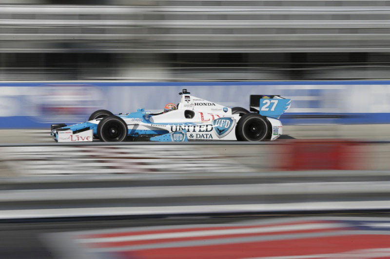 Carpenter apologises for Montoya clash