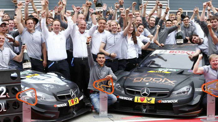 Mercedes confirms drivers, Petrov dropped