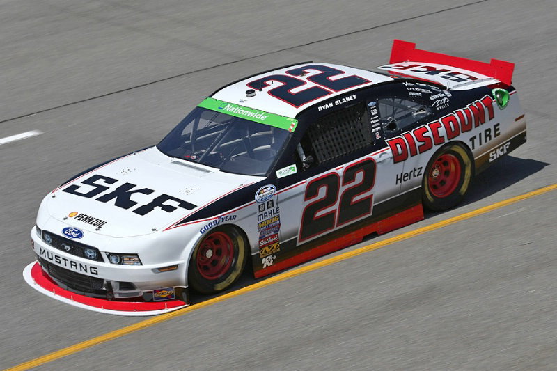 NASCAR Sprint Cup Phoenix: Logano survives roller coaster ride