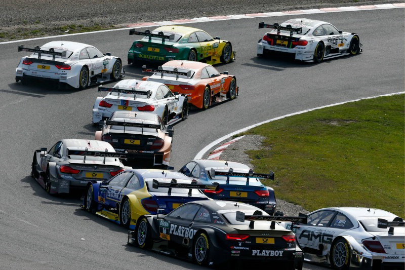 Mercedes confirms drivers, Petrov dropped