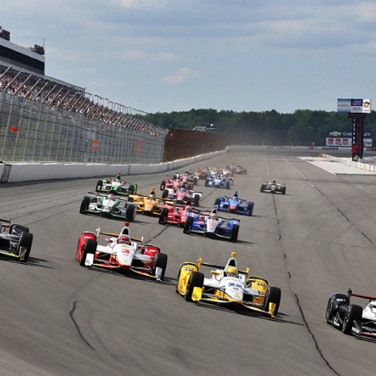 Wilson hurt in mid-race crash at Fontana