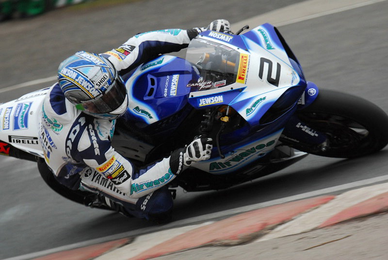 Laverty escapes injury in Oulton accident