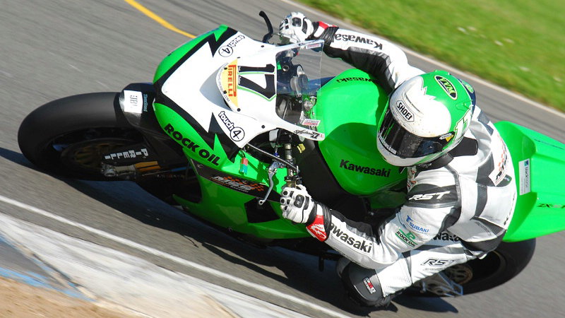 Andrews opens up top at Snetterton