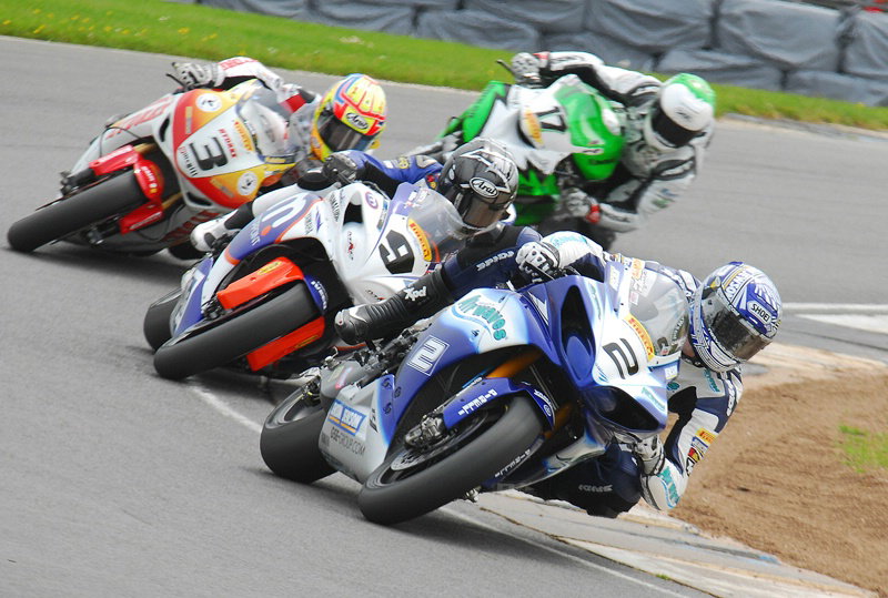 Guintoli fails to make start at Donington