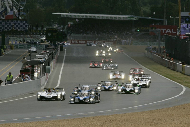 Dunlop launches Le Mans livery competition