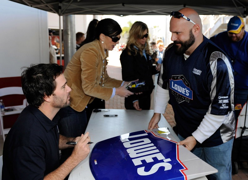 iRacing.com to expand reach