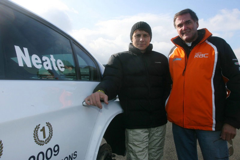 Herbert signs Superstars deal