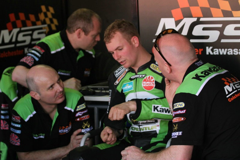 Weather and security alert halt NW200