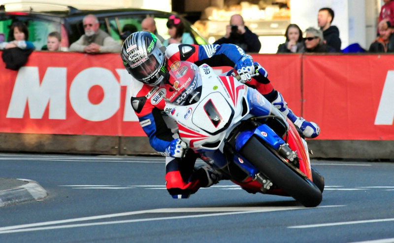 Michael Dunlop wraps up Southern 100 wins