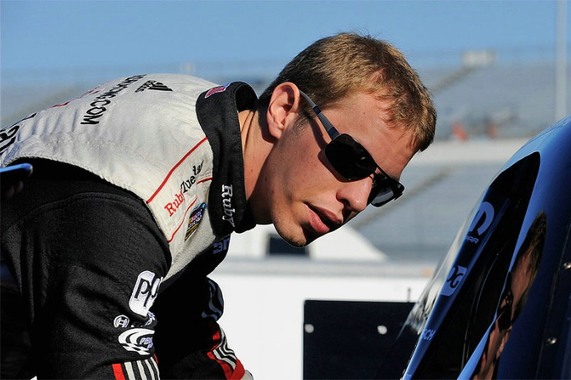 Pastrana pulls out of 2011 Nationwide