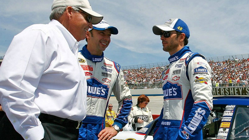 Hendrick recovering from plane crash injuries
