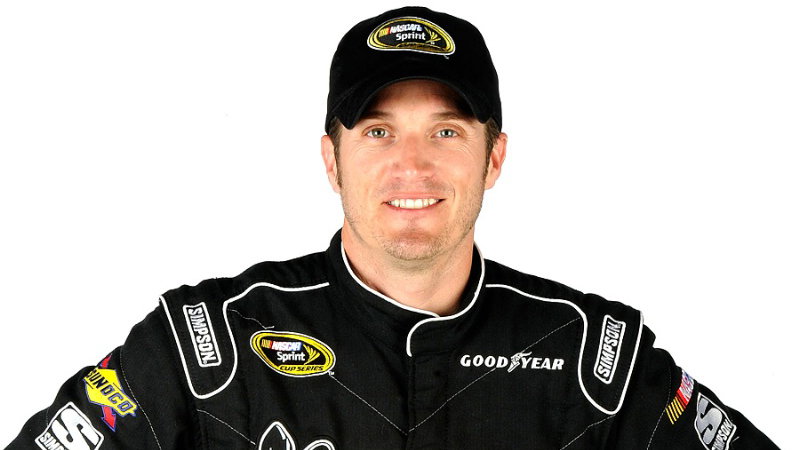 JJ Yeley takes seat with new Cup team