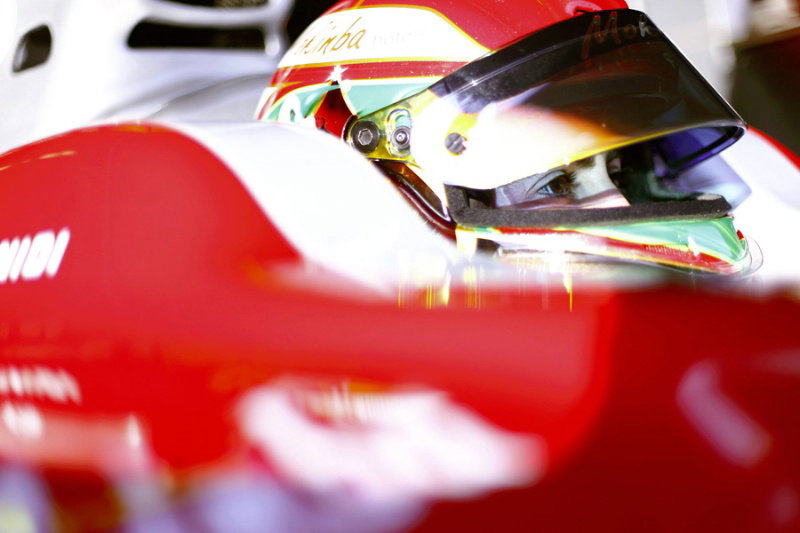 Dillmann returns; debut for Sergio Canamasas