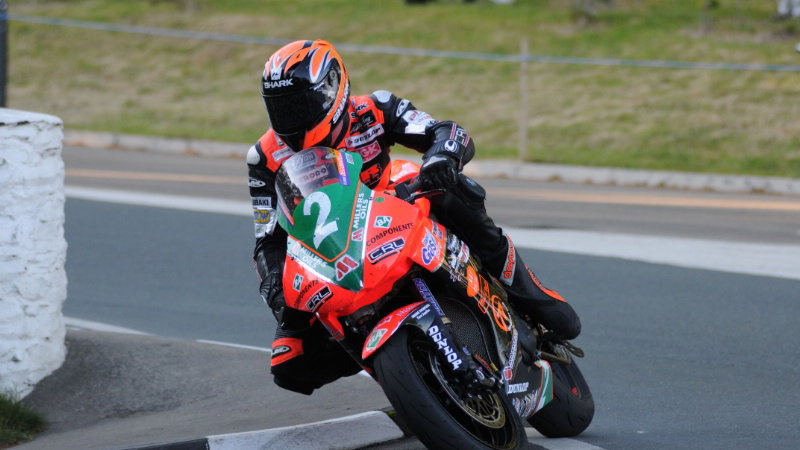 Ryan Farquhar vows to quit road racing after uncle's death