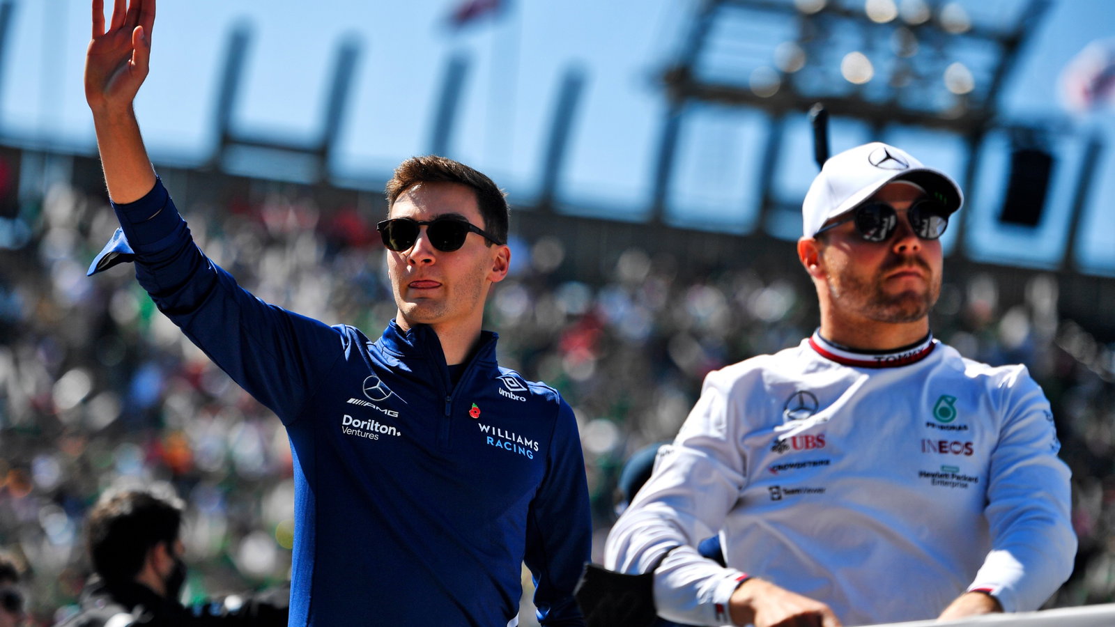 (L to R): George Russell (GBR) Williams Racing and Valtteri Bottas (FIN) Mercedes AMG F1 on the drivers