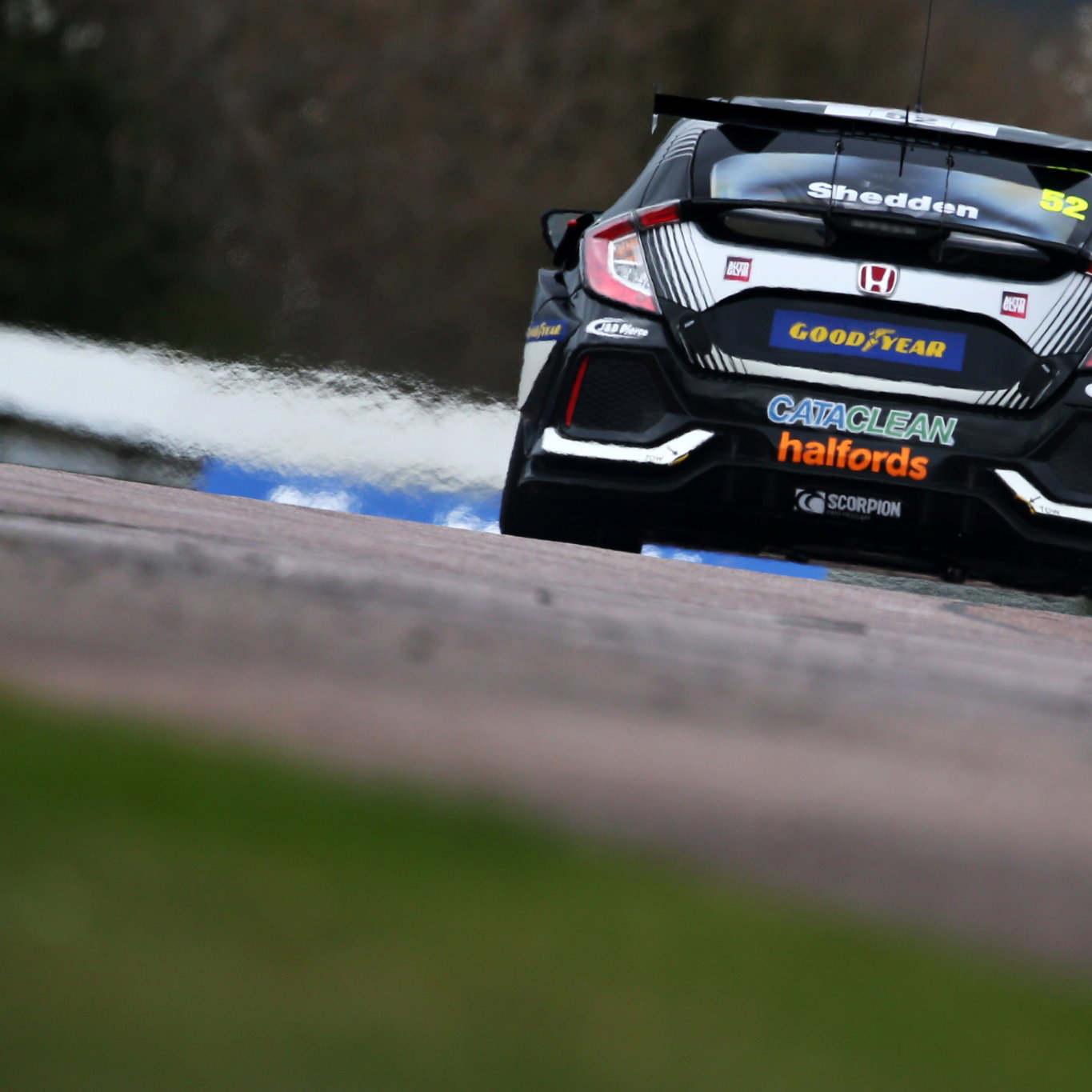 Gordon Shedden (GBR) - Halfords Racing with Cataclean Honda Civic Type