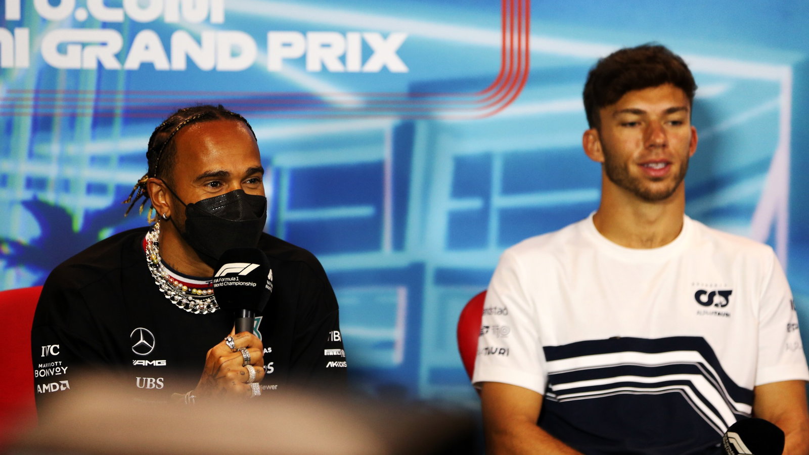 (L to R): Lewis Hamilton (GBR) Mercedes AMG F1 and Pierre Gasly (FRA) AlphaTauri in the FIA Press Conference. Formula 1