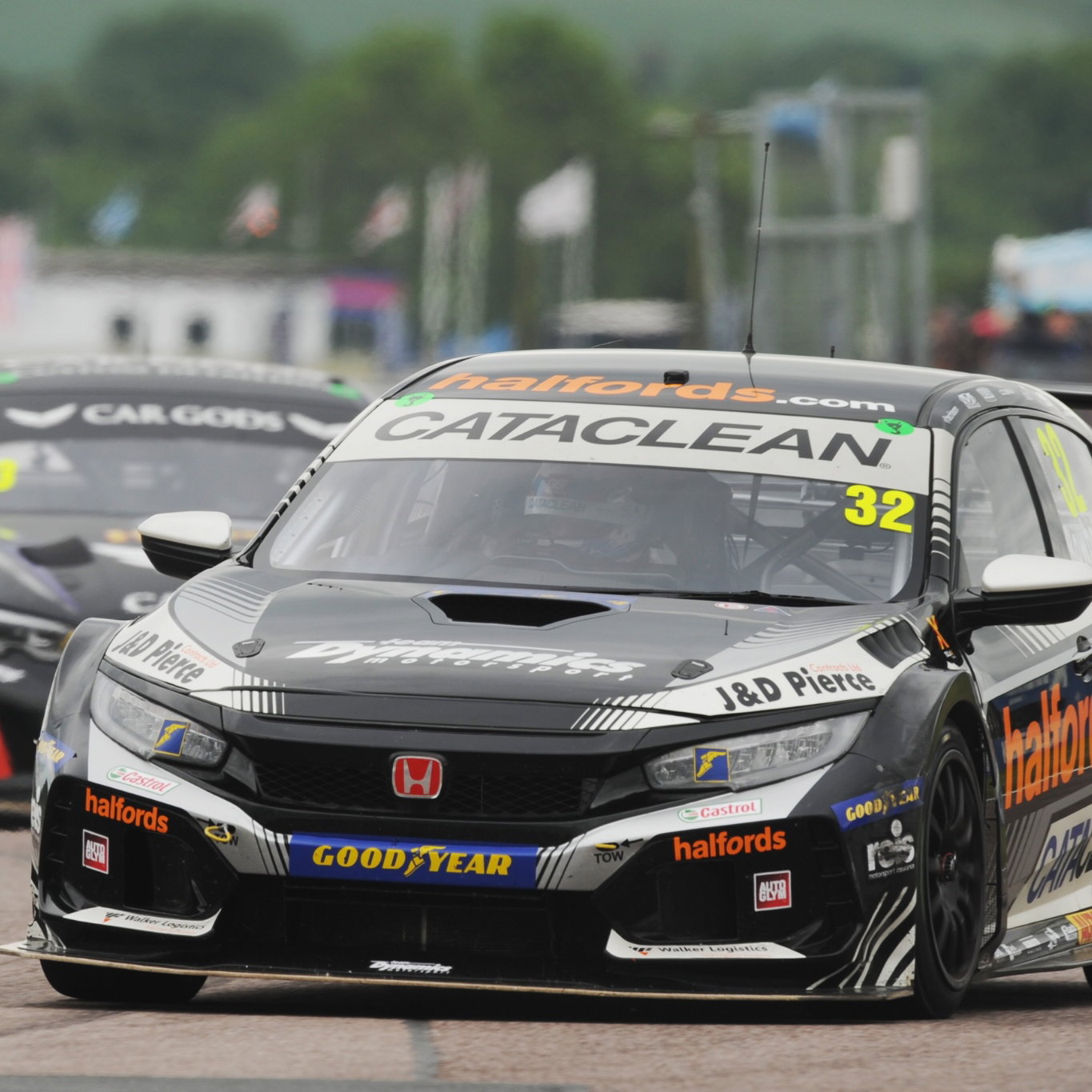 Daniel Rowbottom (GBR) - Halfords Racing with Cataclean Honda Civic Type