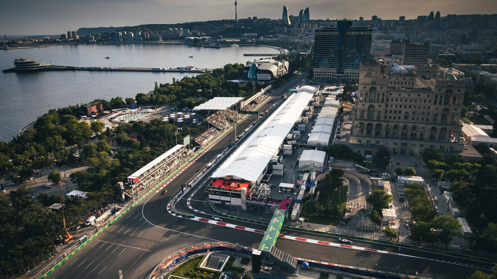 Mick Schumacher (GER) Haas VF-22. Formula 1 World Championship, Rd 8, Azerbaijan Grand Prix, Baku Street Circuit,