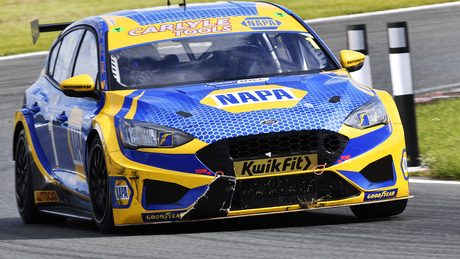 Ash Sutton (GBR) - NAPA Racing UK Ford Focus