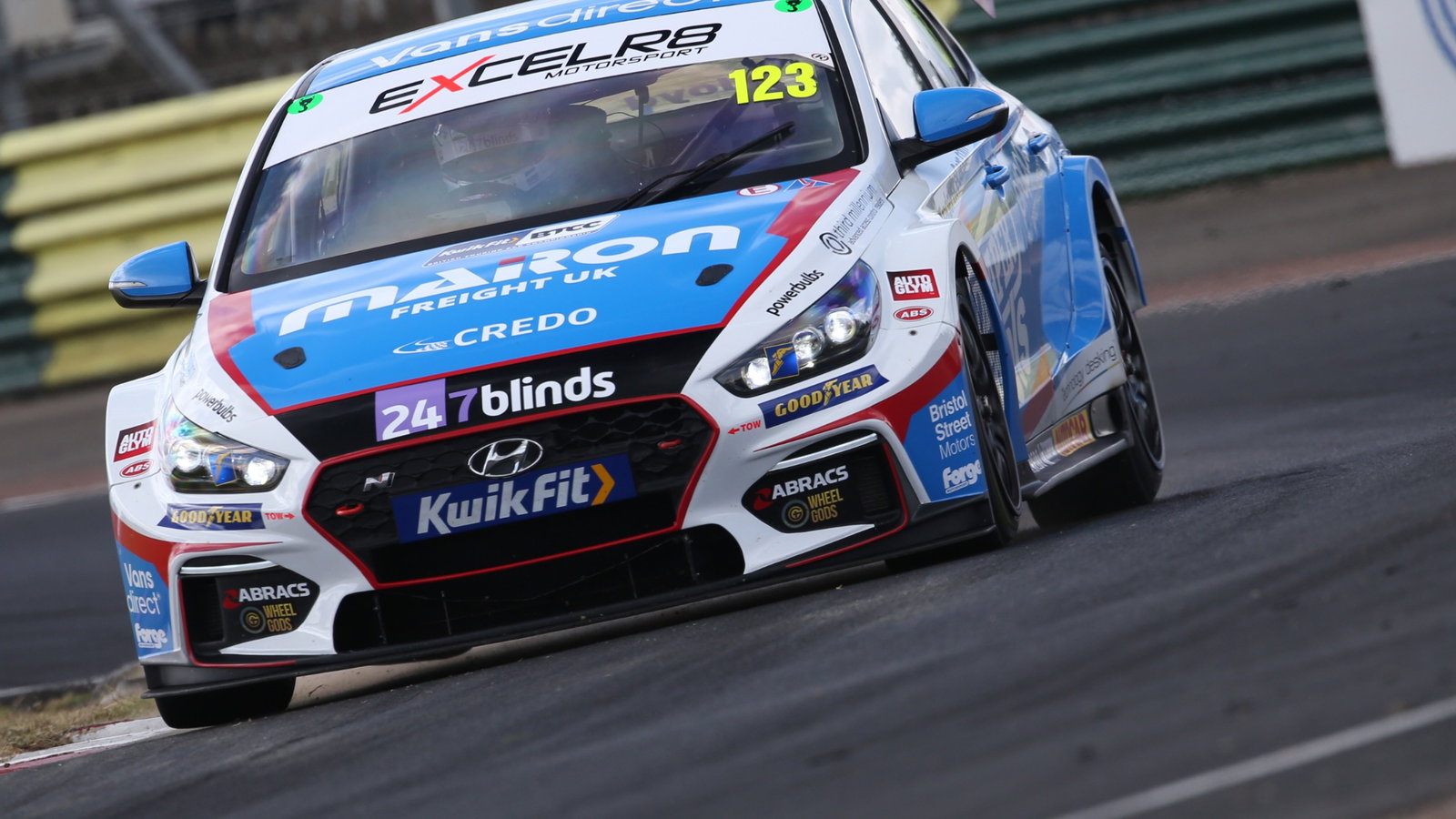 Daniel Lloyd (GBR) - Bristol Street Motors with EXCELR8 TradePriceCars.com Hyundai