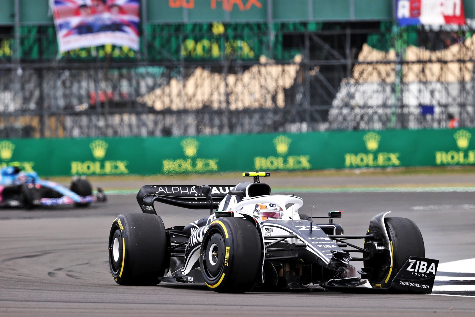 Yuki Tsunoda (JPN) AlphaTauri AT03 with damage at the start of the race. Formula 1 World Championship, Rd 10, British