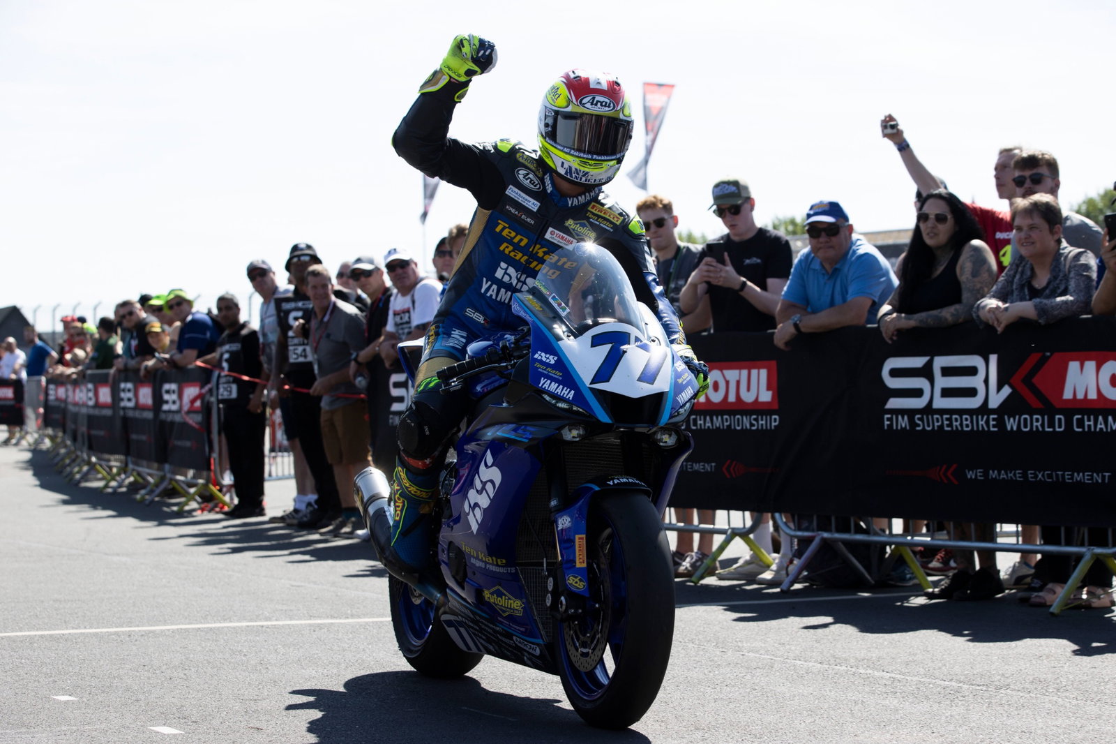 Dominique Aegerter takes pole position, Donington Park WorldSSP, 16 July